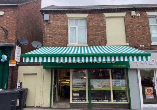 Golden Rolls Green White Striped Awning